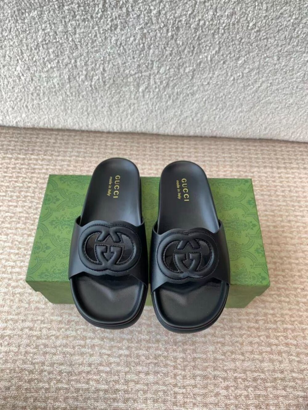 Gucci Interlocking GG Black Leather Slide Sandals
